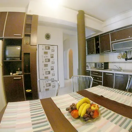 Center Flat In Bukarest